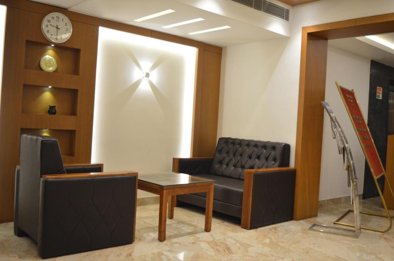 Hotel Apsara Shoranur 외부 사진