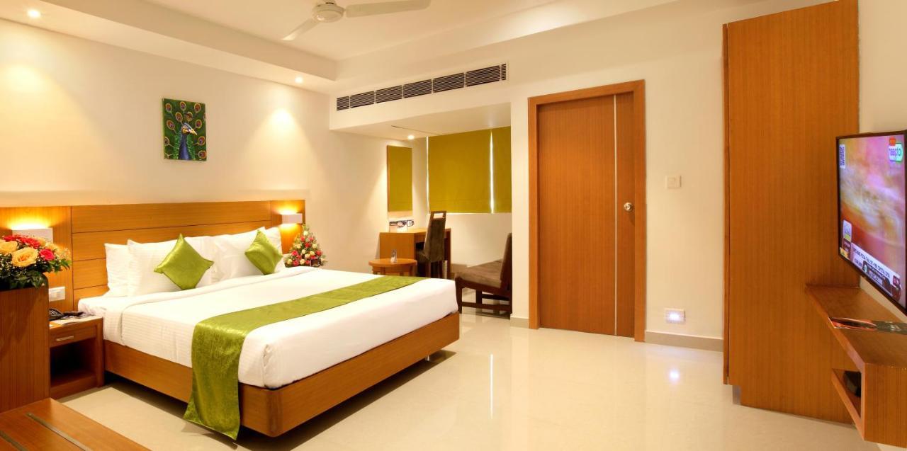 Hotel Apsara Shoranur 외부 사진