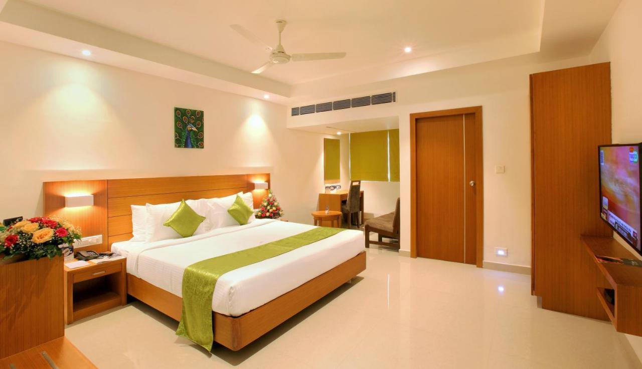 Hotel Apsara Shoranur 외부 사진