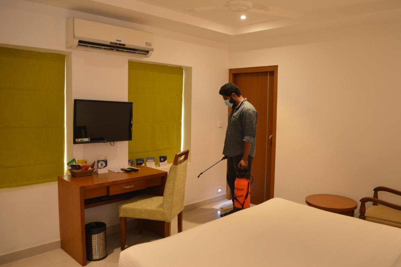 Hotel Apsara Shoranur 외부 사진